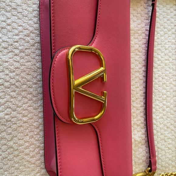 Valentino Garavani Pink Shoulder Bag, Perfect condition! - Picture 7 of 12